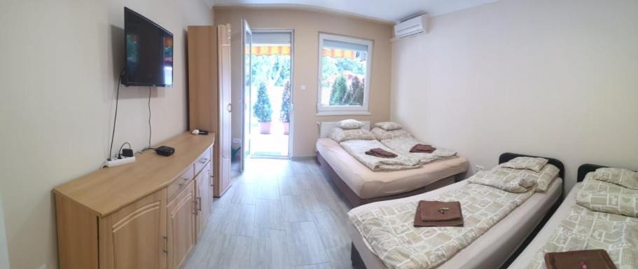 Relax Beach Apartman Hajdúszoboszló Eksteriør bilde