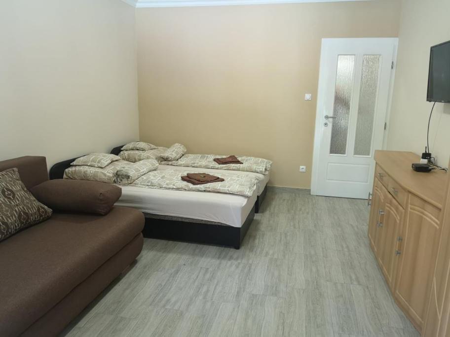 Relax Beach Apartman Hajdúszoboszló Eksteriør bilde